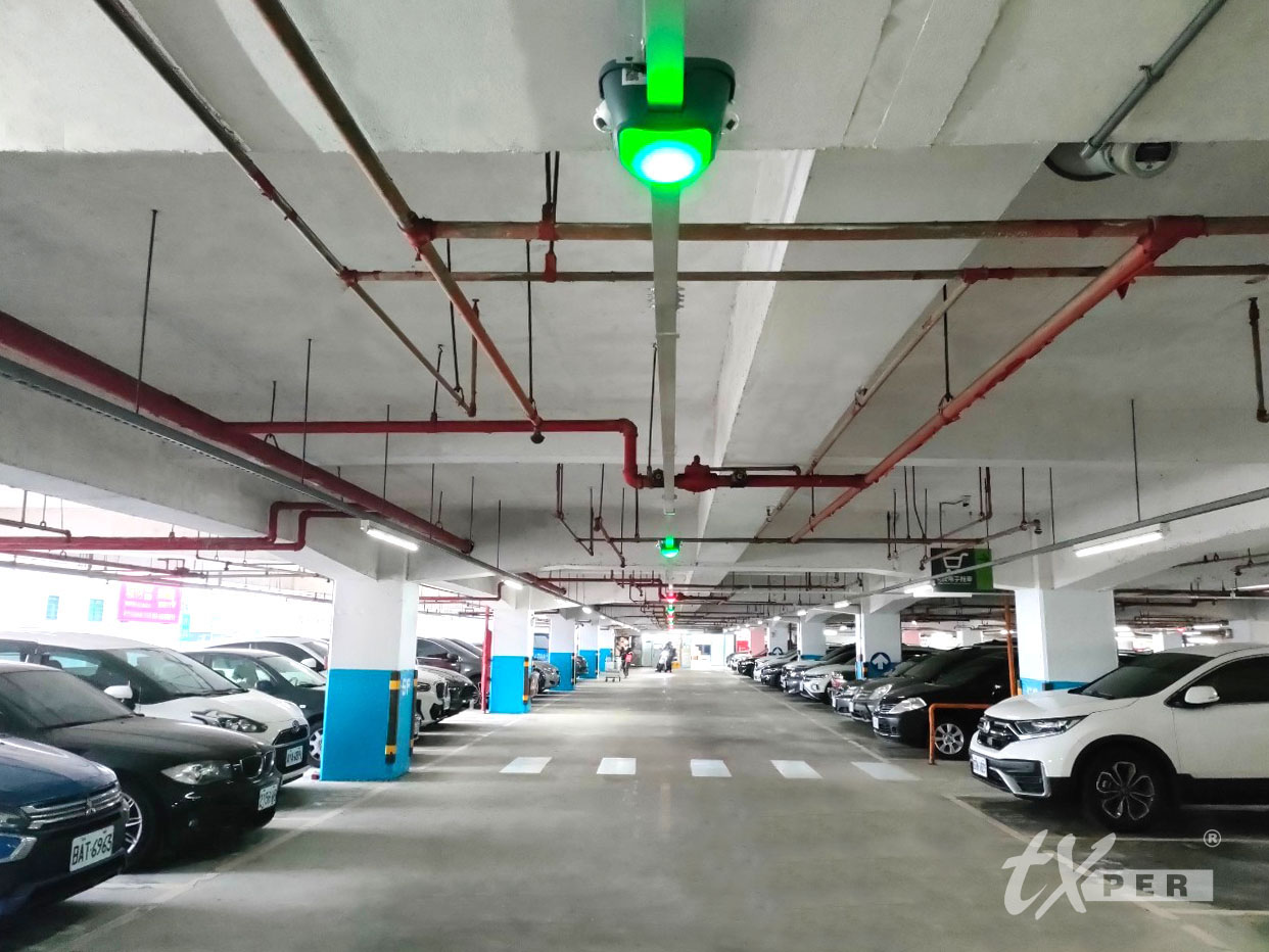 新竹家樂福竹北停車場導入鼎高AI車牌辨識在席系統