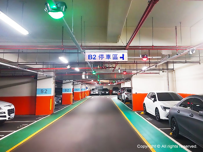 LuZhou Elementary School Underground Parking Lot Introducing Parkxper's Parking Guidance System (PGS) and License Plate Recognition System (LPR)