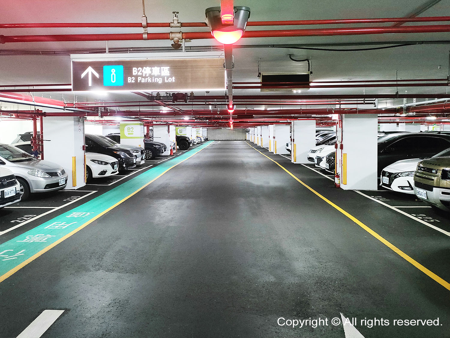 Zhonghe Jichui Elementary School Parking Lot Introduces PGS AI License Plate Recognition Parking Space Occupancy Guidance System